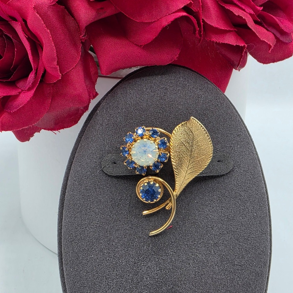Vintage Gold Tone Blue White Opal Glass Rhinestone Floral Leaf Brooch Pin Floral
